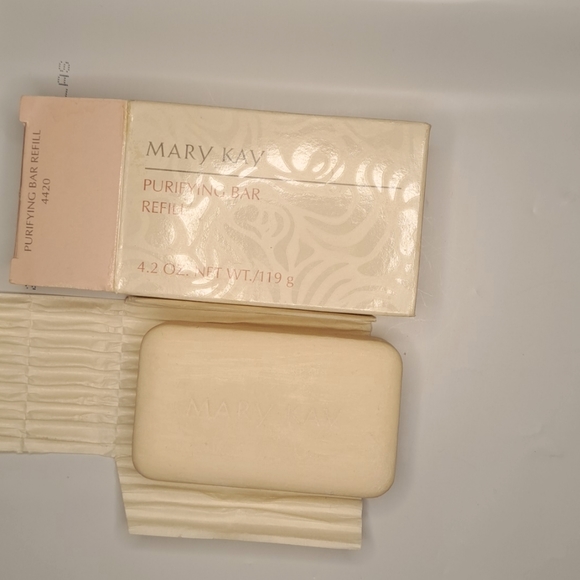 Mary Kay purifying  soap bar - Picture 1 of 2